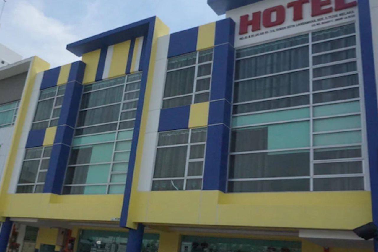 Sun Inns Hotel Laksamana Malacca Bagian luar foto